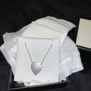 gucci heart necklace